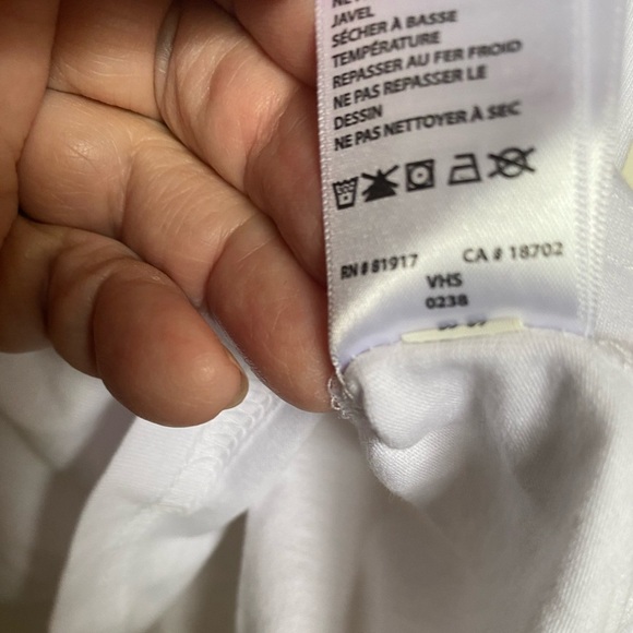 Jordan White Tee with Red and Black #23 Graphic. Boy’s Youth Size Large (12-13). - Picture 10 of 10